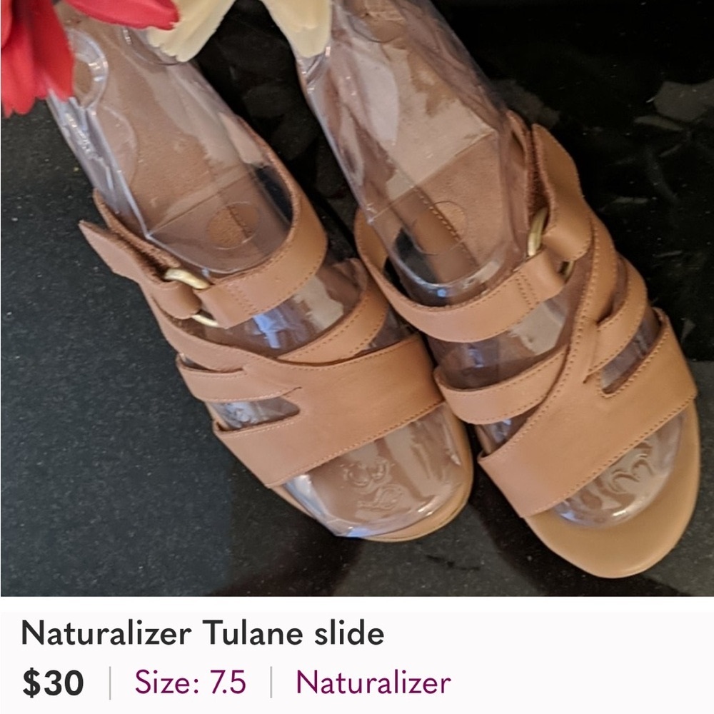 Naturalizer Women's Brown Slide Sandals